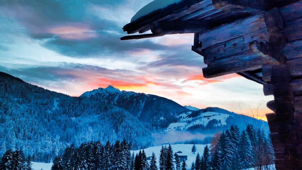 Gasthof Wacht Untertilliach Exteriör bild