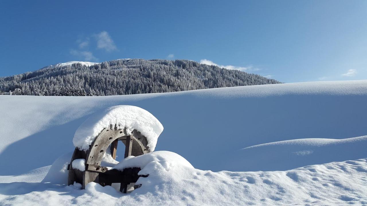 Gasthof Wacht Untertilliach Exteriör bild