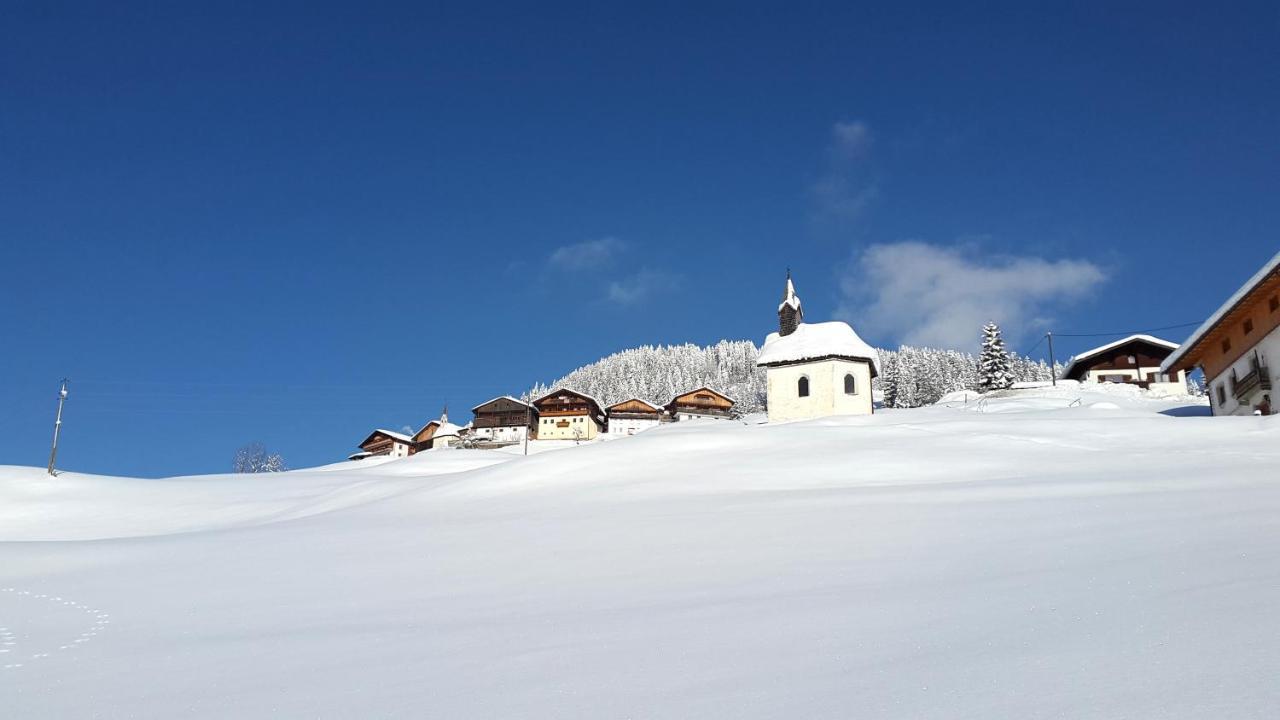 Gasthof Wacht Untertilliach Exteriör bild