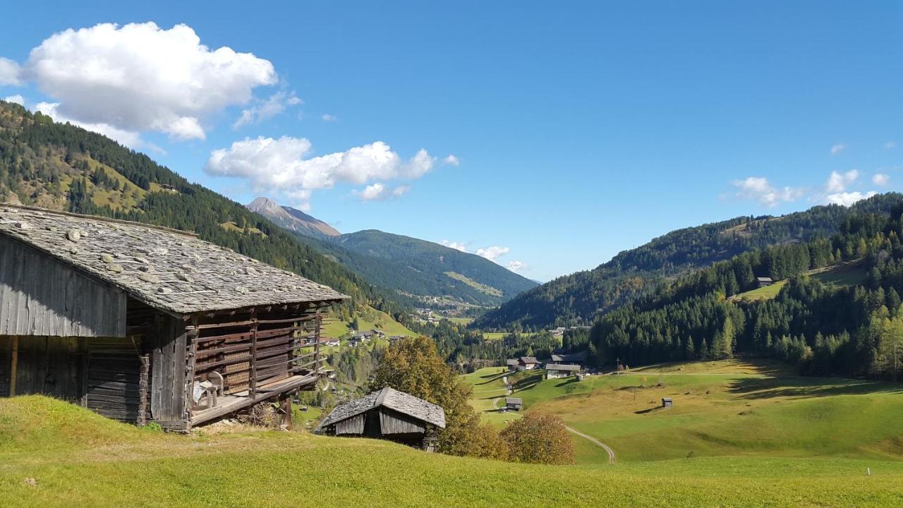 Gasthof Wacht Untertilliach Exteriör bild