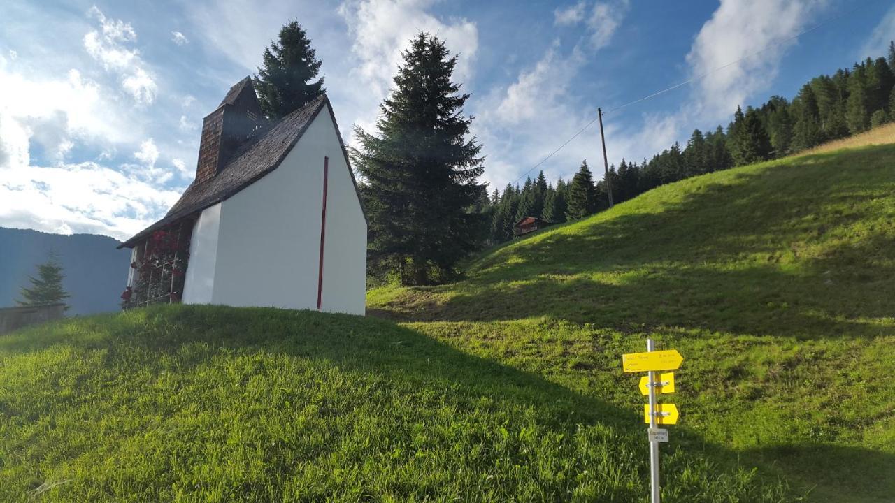 Gasthof Wacht Untertilliach Exteriör bild